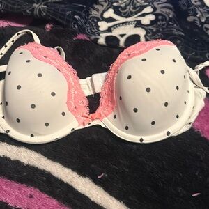 PINK Victoria Secret bra